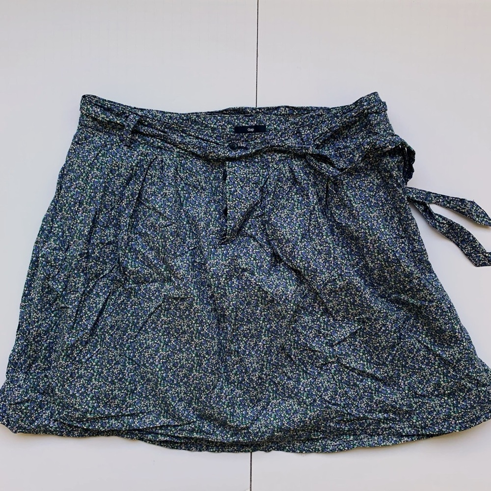 GAP floral full skirt